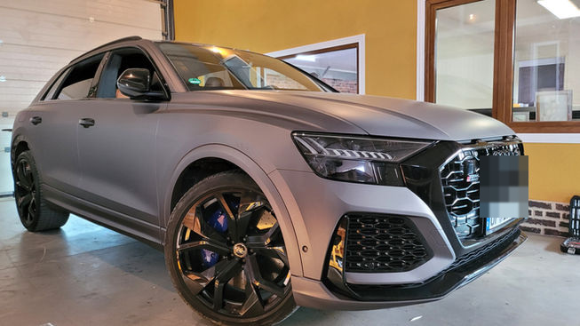 Audi colantat în finisaj gri mat de CISKO AutoDesign